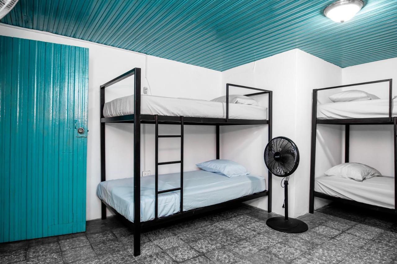 Hostal Victoria Granada Eksteriør billede