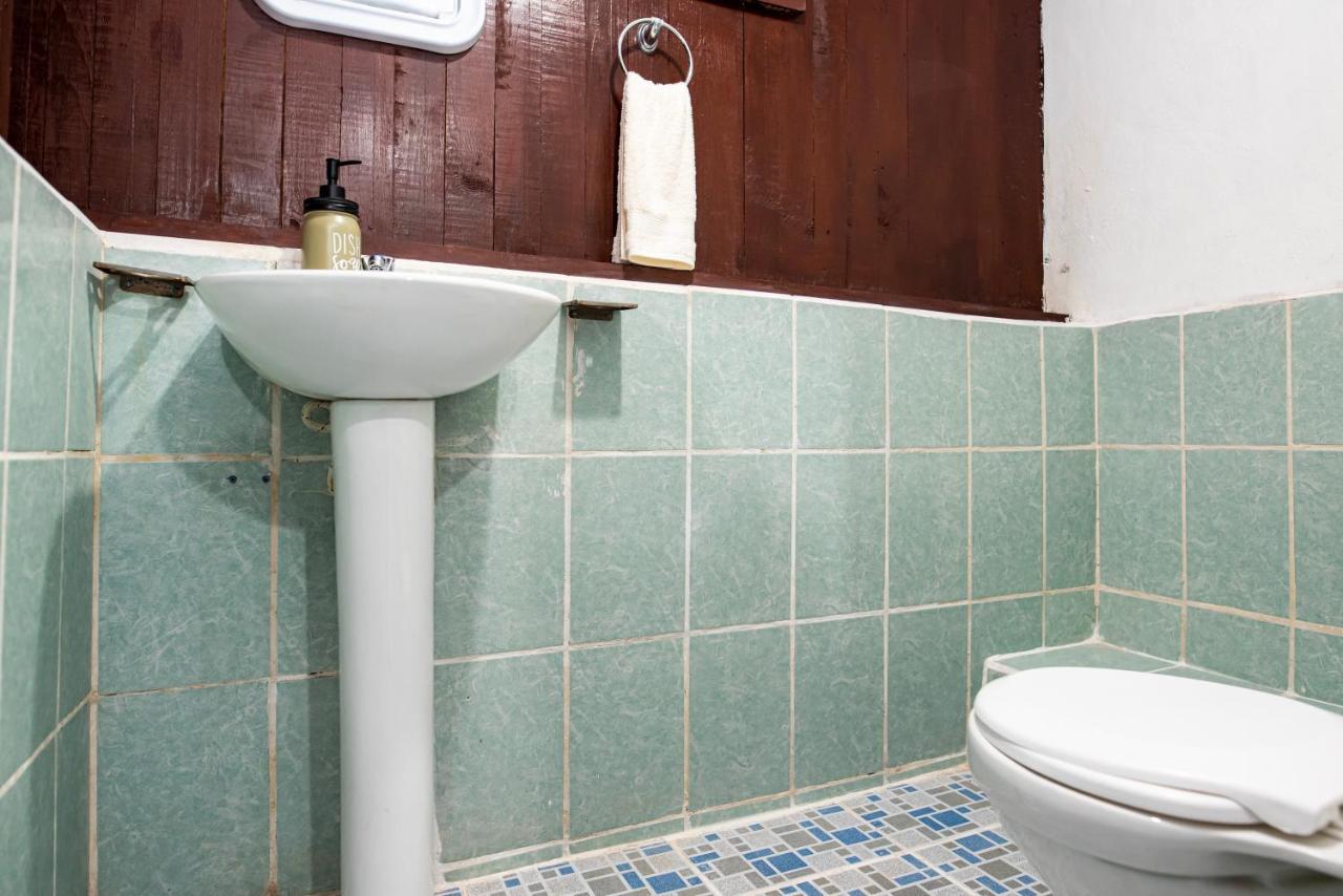 Hostal Victoria Granada Eksteriør billede