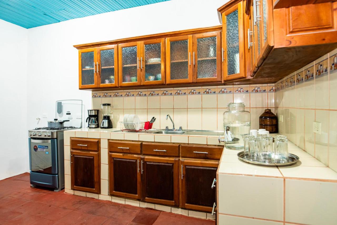 Hostal Victoria Granada Eksteriør billede