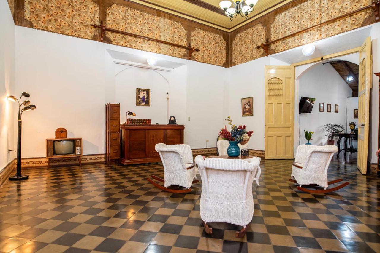 Hostal Victoria Granada Eksteriør billede
