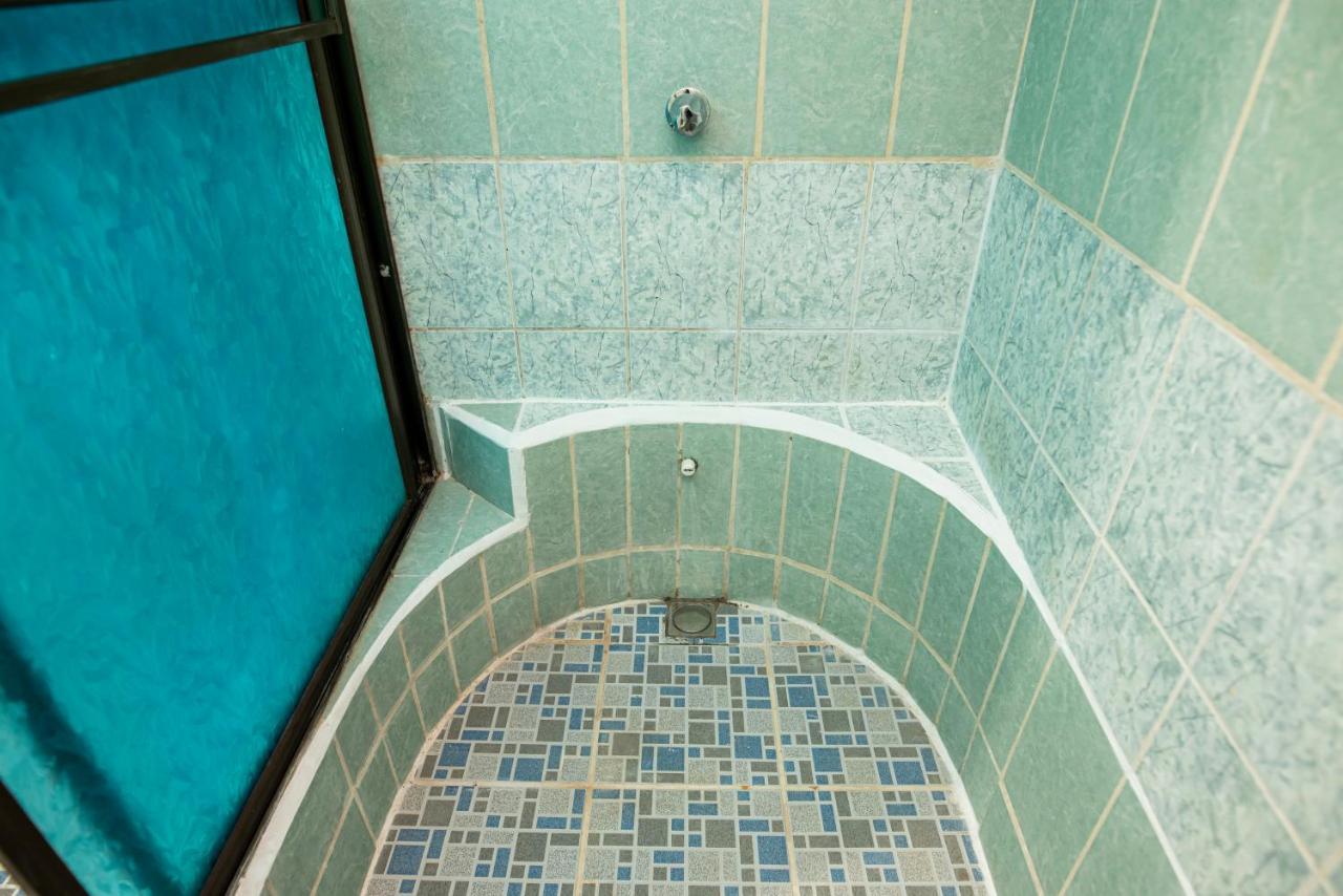Hostal Victoria Granada Eksteriør billede