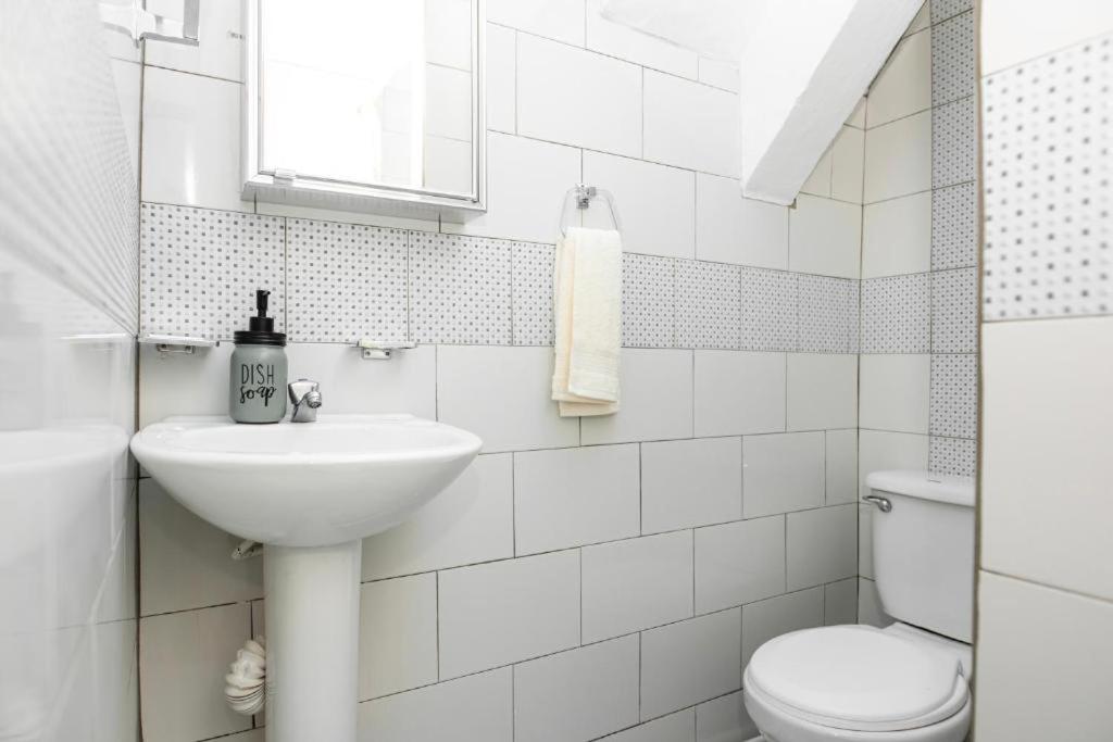 Hostal Victoria Granada Eksteriør billede