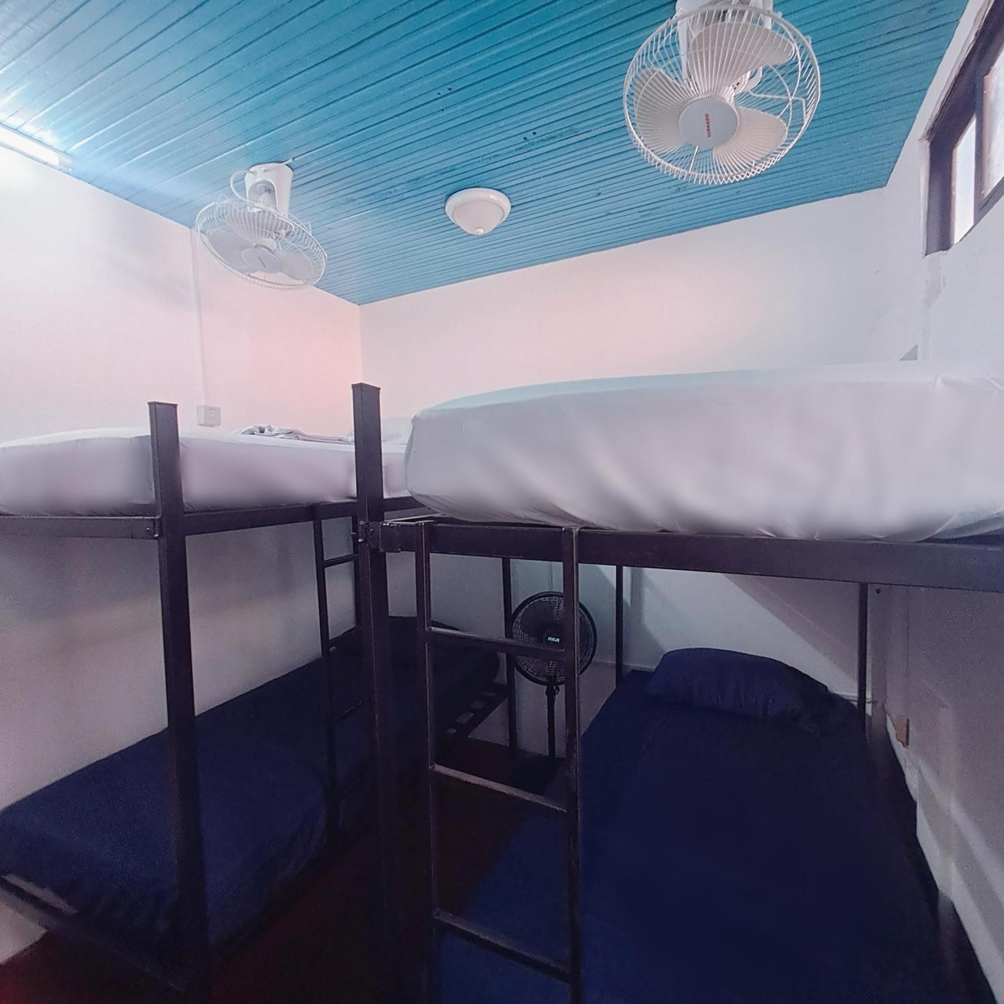 Hostal Victoria Granada Eksteriør billede
