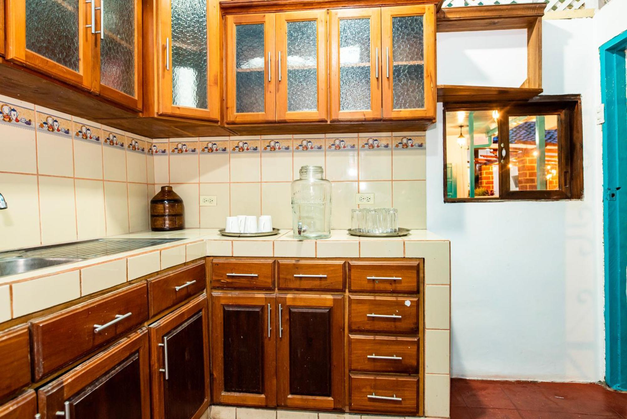 Hostal Victoria Granada Eksteriør billede